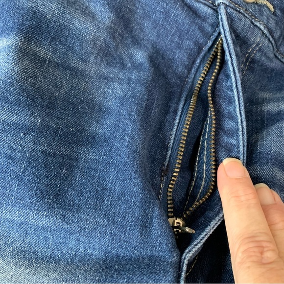 Democracy “Ab” Solution blue jean #B1965QNSH w‎ asymmetrical hem. EUC Size 16 - Picture 8 of 14